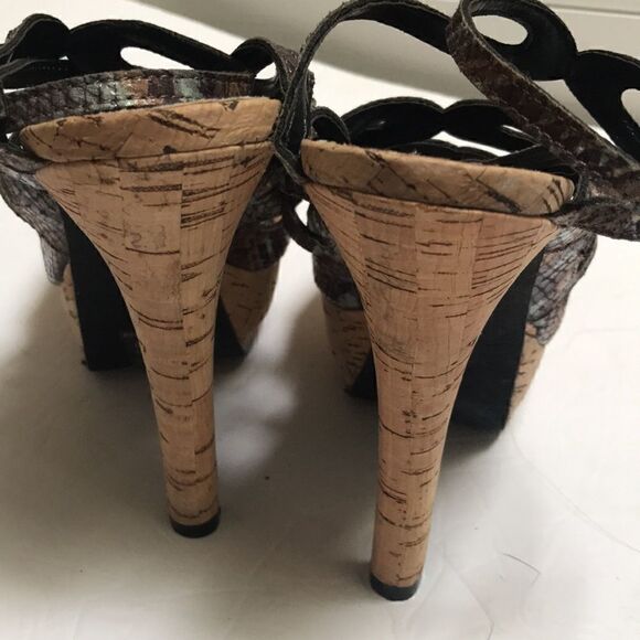 Michael Antonio strappy platform heels. Size 9 - Picture 6 of 6